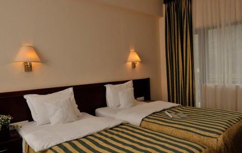 Zan Hotel - 844