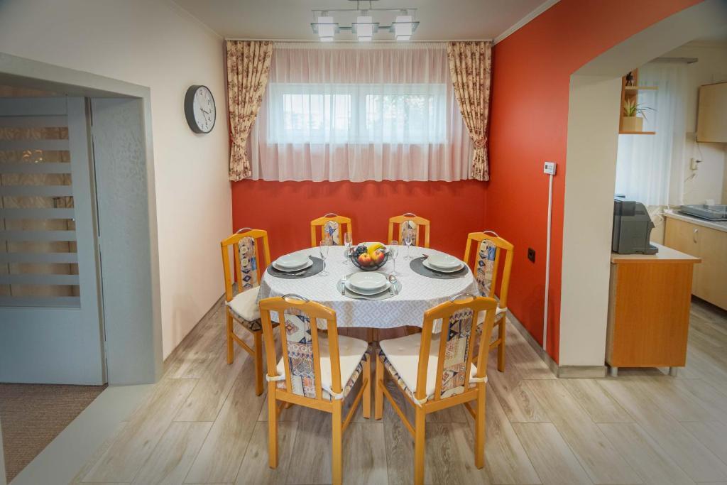 Zsuzsi Apartman - 123